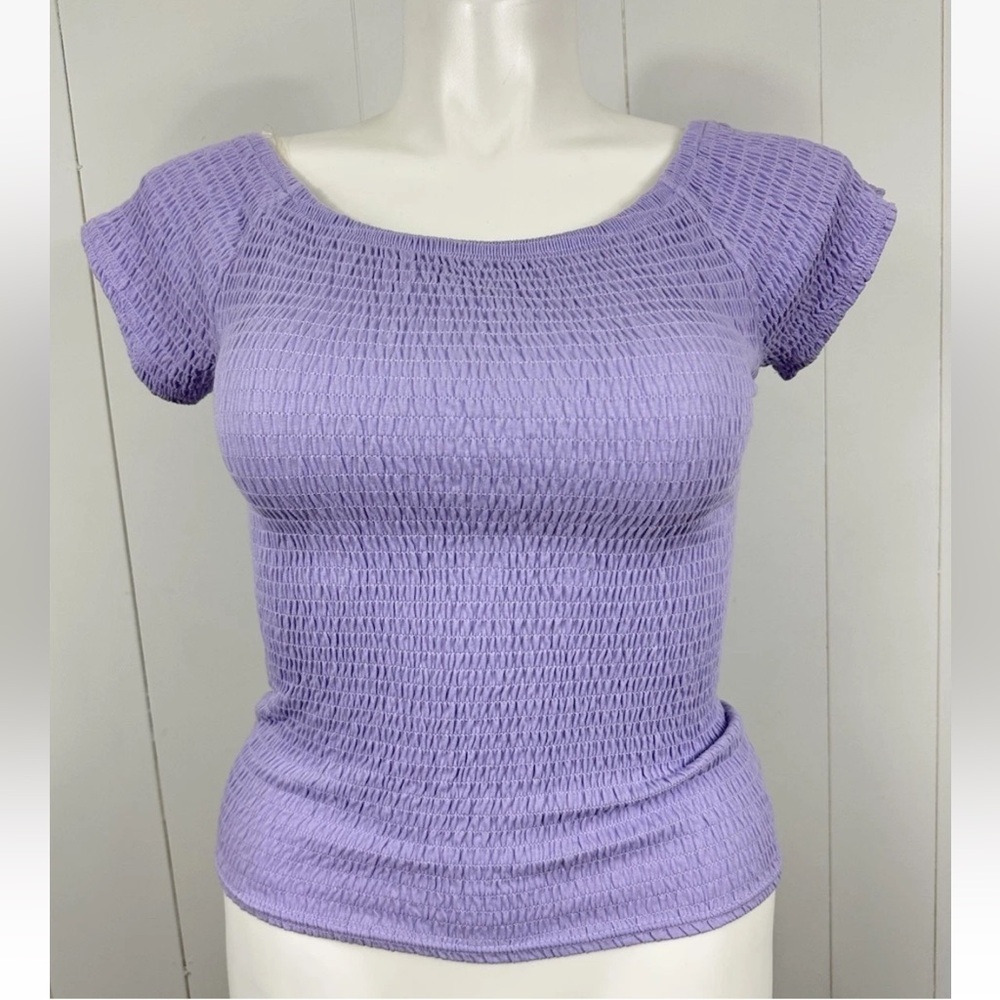 NEW Energie Women’s Lilac Smocked Short Sleeve Top Size XL Casual